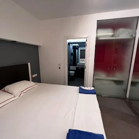 Q Premium Apartment