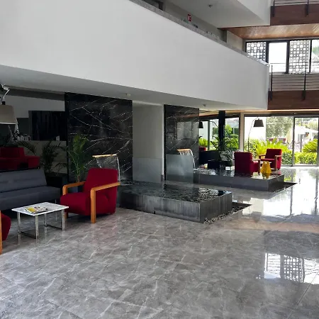 Q Premium Apartment Side
